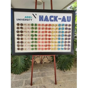 קיר דונאטס משגע אטרקציה לאירועים , צבעוני וטעים